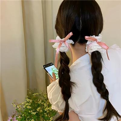 伊莉莎与玛瑟拉